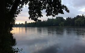 Camping&Hospedaje Rio Laja